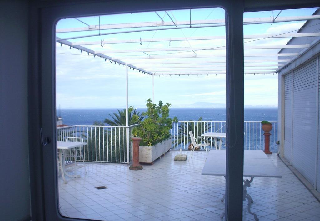 Casa Correale Apartment Sorrento Cameră foto